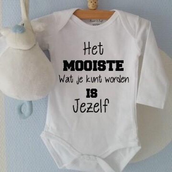 Rompertje Het mooiste wat je kunt worden is jezelf | Lange mouw | wit | maat 62/68 Geboorte Kraam Cadeau / Kraamcadeau Baby cadeautje zoon dochter jongen meisje geboren