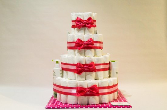 Luiertaart - Pampertaart Meisje 4 Laags Zwitsal Naturals - 100 Pampers - Roze