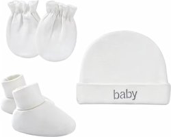 Baby newborn set 3-delig met mutsje, slofjes en wantjes - kraamcadeau - zwanger - baby - babymuts - babyslofjes - babywantjes - babykleding - newborn